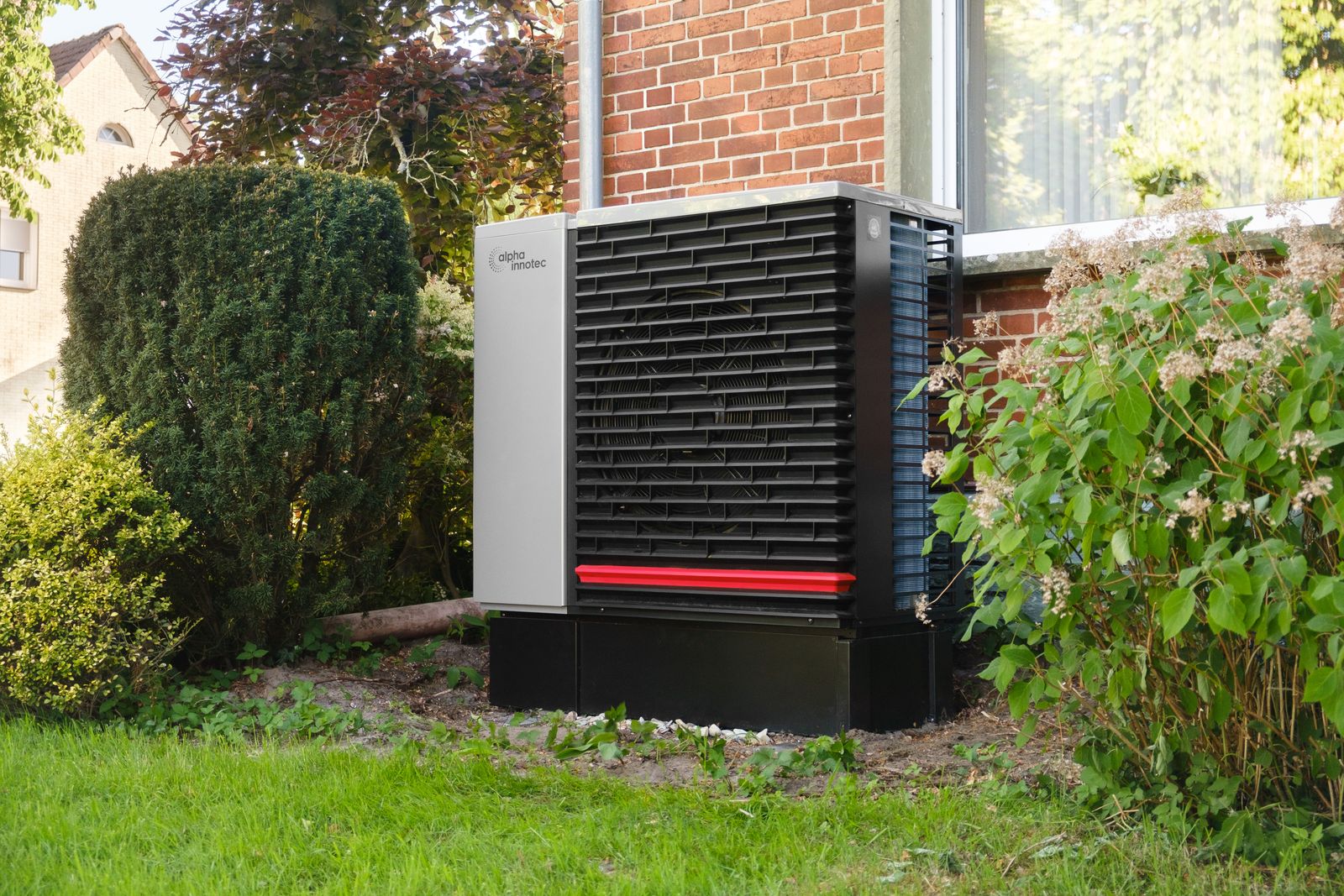 Warmtepomp naast een woning – warmteverliesberekening voor de juiste dimensionering